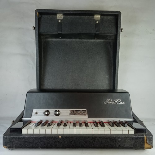 Fender rhodes piano bass 1979 - rhodes,